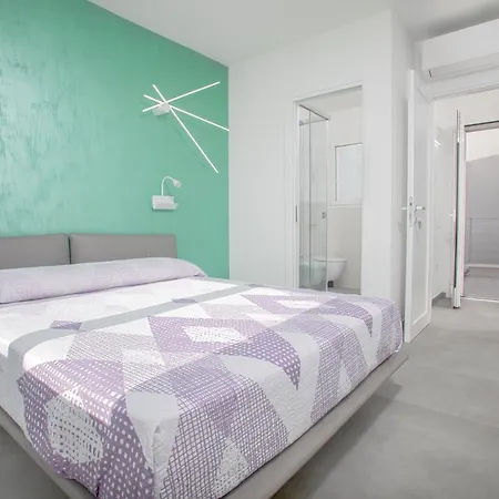 Aquarius Deluxe Apartment